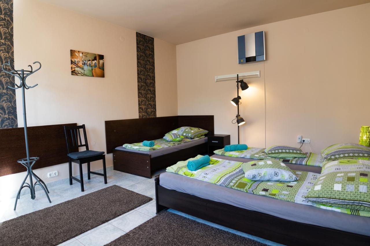 Aranyhid Vendeghaz Hotel Makó Екстериор снимка