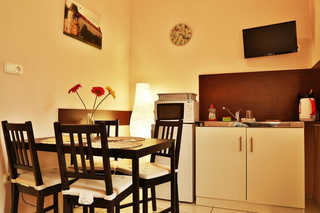 Aranyhid Vendeghaz Hotel Makó Стая снимка