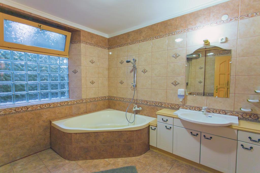 Aranyhid Vendeghaz Hotel Makó Екстериор снимка